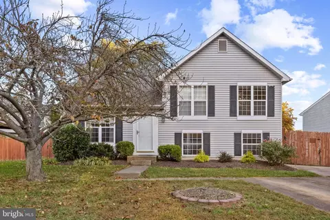 7 Olivia Ct, Middle River, MD 21220
