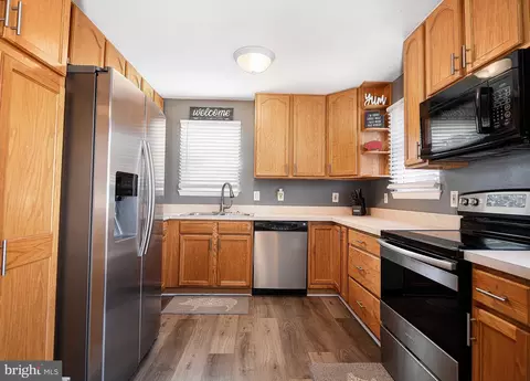 6 Sproul, Middle River, MD 21220 photo 8