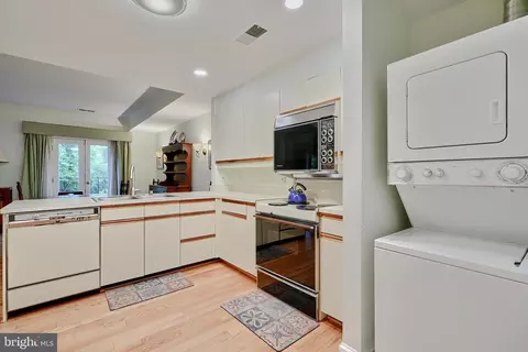 Other - 11 Devon Hill Rd #B4, Baltimore, MD 21210 photo 3 of 8