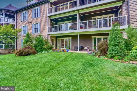 Exterior - 11 Devon Hill Rd #B4, Baltimore, MD 21210 photo 6 of 8