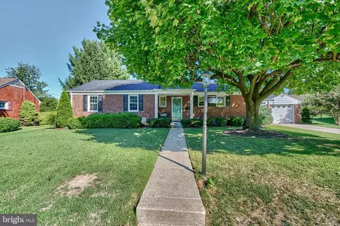 10 E Aylesbury Rd, Lutherville Timonium, MD 21093