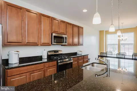 Kitchen - 5417 Old Frederick Rd, Baltimore, MD 21229 photo 4 of 5