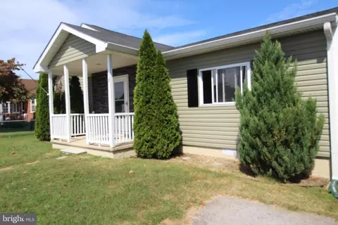 18 Compression, Middle River, MD 21220 photo 2
