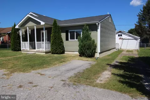 18 Compression, Middle River, MD 21220 photo 4