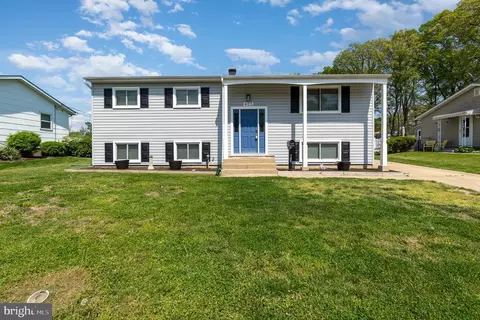 405 Bowleys Quarters Rd, Middle River, MD 21220