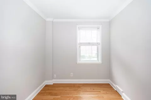 Bedroom - 173 Dumbarton Rd, Baltimore, MD 21212 photo 5 of 6