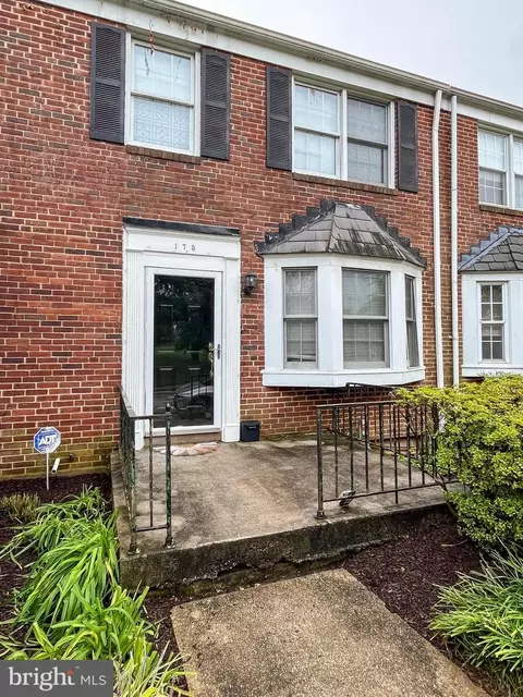 173 Dumbarton Rd, Baltimore, MD 21212