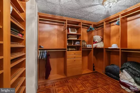 1 Bayview, Essex, MD 21221 photo 24