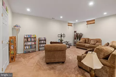 1 Bayview, Essex, MD 21221 photo 21