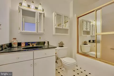 Bath - 7202 Waldman Ave, Sparrows Point, MD 21219 photo 4 of 5