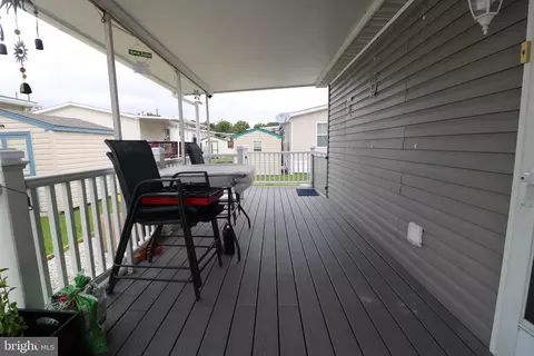 3302 Jonquil Ln, Middle River, MD 21220 photo 7