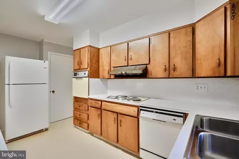 1141 Glendale Rd, Baltimore, MD 21239 photo 11