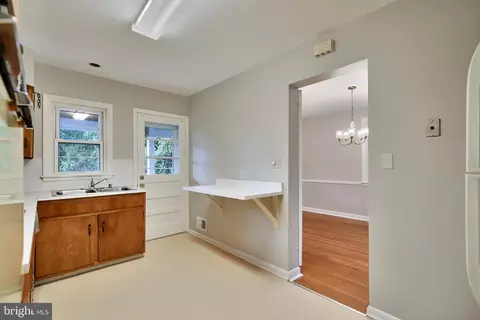 1141 Glendale Rd, Baltimore, MD 21239 photo 10