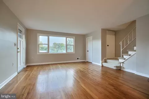 1141 Glendale Rd, Baltimore, MD 21239 photo 5