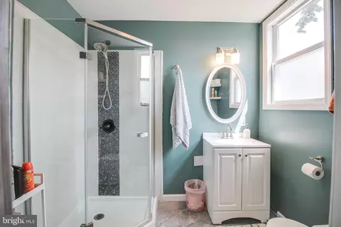 800 S S Beechfield Ave, Baltimore, MD 21229 photo 21