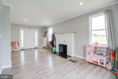 800 S S Beechfield Ave, Baltimore, MD 21229 photo 7