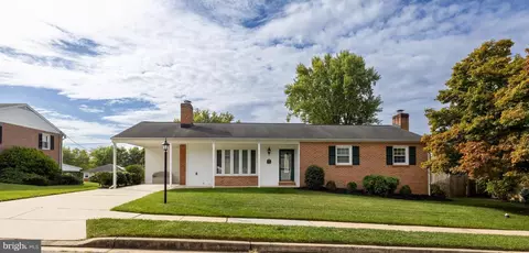 103 Country Ln, Lutherville Timonium, MD 21093