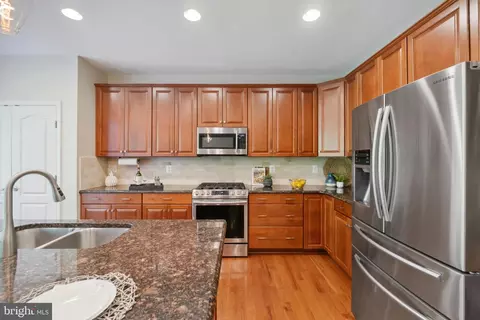 Kitchen - 1036 Collier Run Rd, Middle River, MD 21220 photo 6 of 7