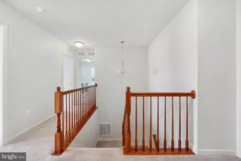 Entry Way - 1036 Collier Run Rd, Middle River, MD 21220 photo 4 of 10