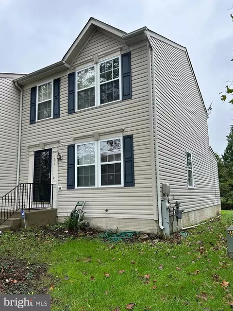 7624 Gladstone Rd, Windsor Mill, MD 21244 photo 2