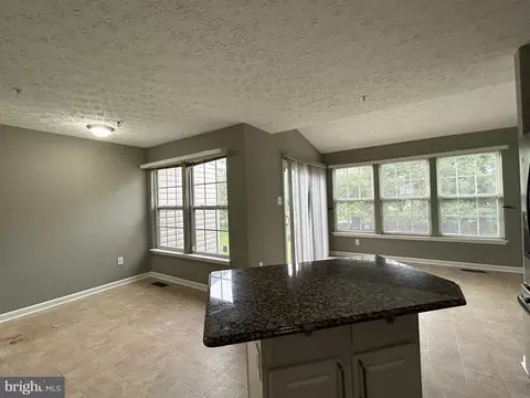 7624 Gladstone Rd, Windsor Mill, MD 21244 photo 11