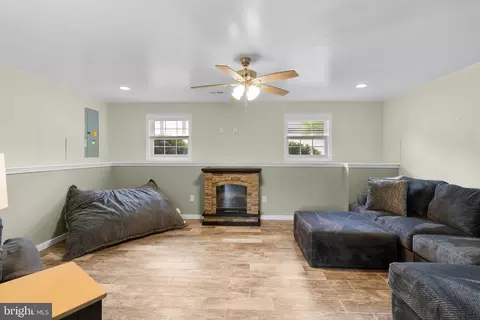 107 A Oak Ave, Sparrows Point, MD 21219 photo 5