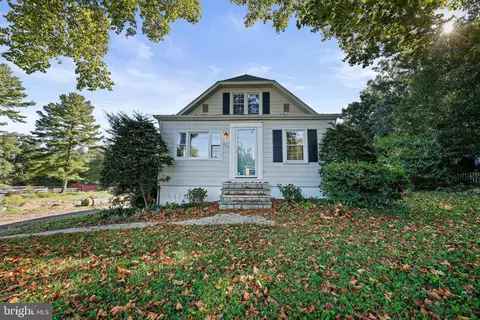7444 Bradshaw Rd, Kingsville, MD 21087