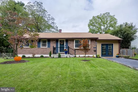 1316 Brook Rd, Catonsville, MD 21228