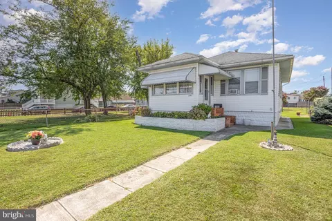 7003 N Point Rd, Sparrows Point, MD 21219 photo 3