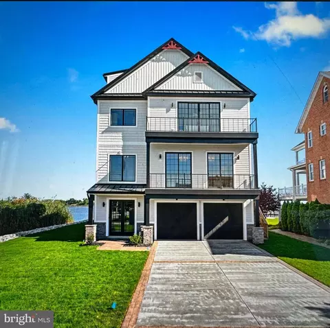 9111 Cuckold Point Rd, Sparrows Point, MD 21219 photo 2
