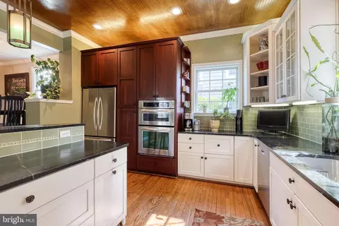 107 Armagh Dr, Baltimore, MD 21212 photo 16