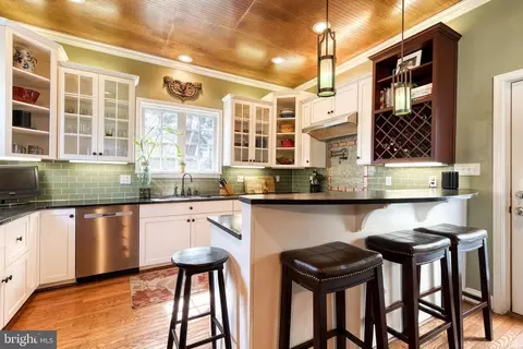 107 Armagh Dr, Baltimore, MD 21212 photo 9