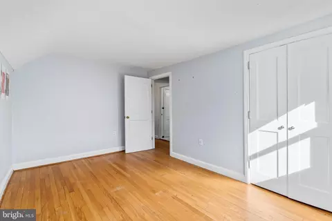 Bedroom - 514 Murdock Rd, Baltimore, MD 21212 photo 5 of 8