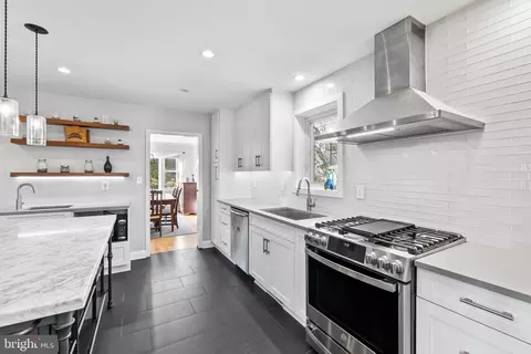 Kitchen - 514 Murdock Rd, Baltimore, MD 21212 photo 2 of 5