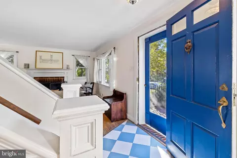 Entry Way - 514 Murdock Rd, Baltimore, MD 21212 photo 1 of 3