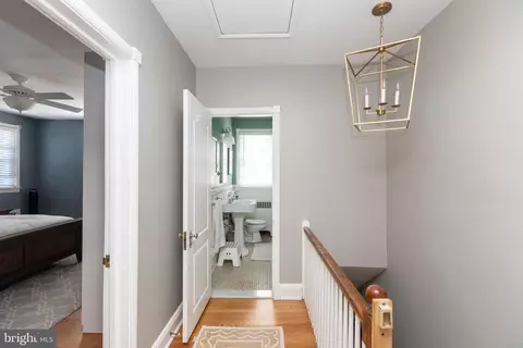 Entry Way - 230 Regester Ave, Baltimore, MD 21212 photo 4 of 4