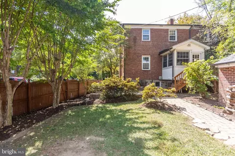 Exterior - 230 Regester Ave, Baltimore, MD 21212 photo 11 of 12