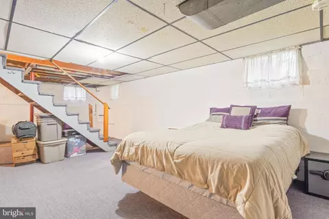Bedroom - 2928 Delmar Ave, Sparrows Point, MD 21219 photo 6 of 7