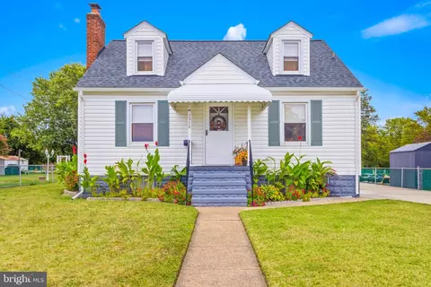 Exterior - 2928 Delmar Ave, Sparrows Point, MD 21219 photo 2 of 12