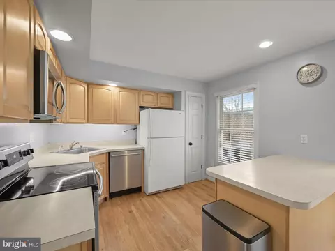 2112 Heritage Dr, Baltimore, MD 21209 photo 10