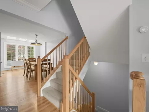 2112 Heritage Dr, Baltimore, MD 21209 photo 8