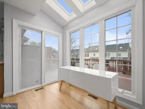 2112 Heritage Dr, Baltimore, MD 21209 photo 16
