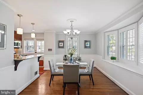 Dining - 6100 Edmondson Ave, Catonsville, MD 21228 photo 1 of 4