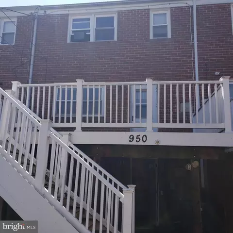 950 Circle, Halethorpe, MD 21227 photo 10