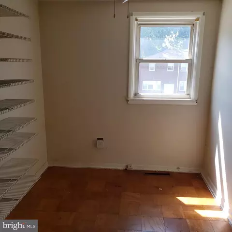 950 Circle, Halethorpe, MD 21227 photo 19