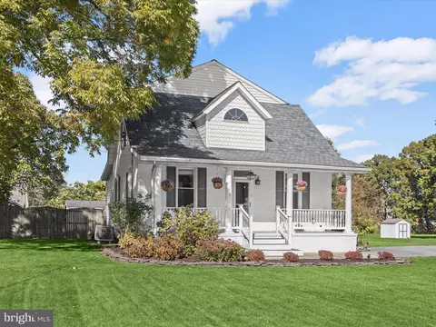 9122 Lennings Ln, Rosedale, MD 21237