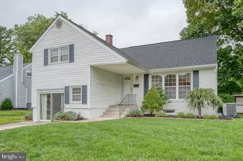 1320 Warwick Dr, Lutherville Timonium, MD 21093