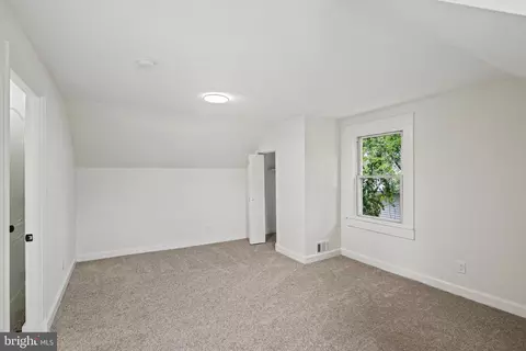 304 Fifth Ave, Lansdowne, MD 21227 photo 32
