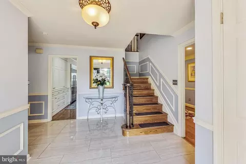 Entry Way - 14611 Manor Rd, Phoenix, MD 21131 photo 2 of 6
