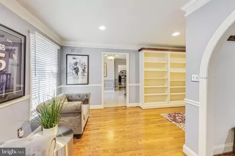 Entry Way - 14611 Manor Rd, Phoenix, MD 21131 photo 5 of 6